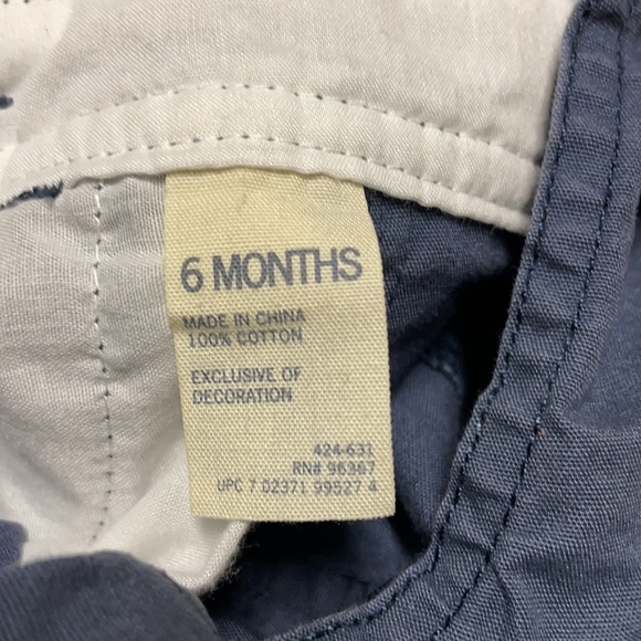 6 piece set of onesies and overalls. Like new! OshKosh, Carter’s, more! 6-12 mo. - Picture 3 of 14